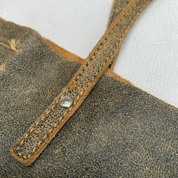 Vintage Guess Leather Bag - Picture 3 of 15
